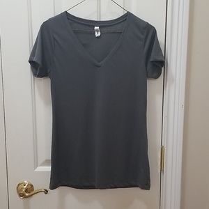 3/$6 Ideal T dark gray t-shirt sz M